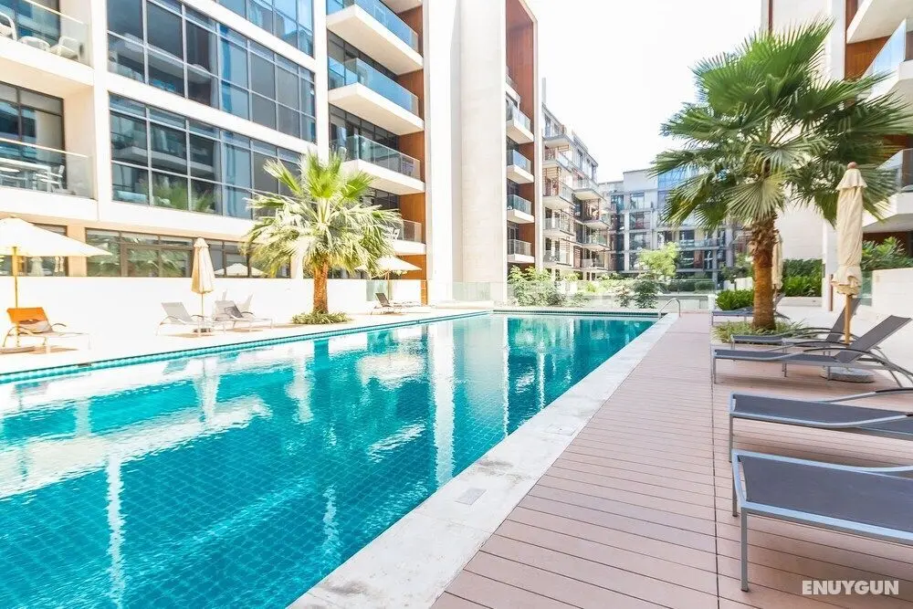 2BR City Walk B9 With Direct Pool Access - Havuz