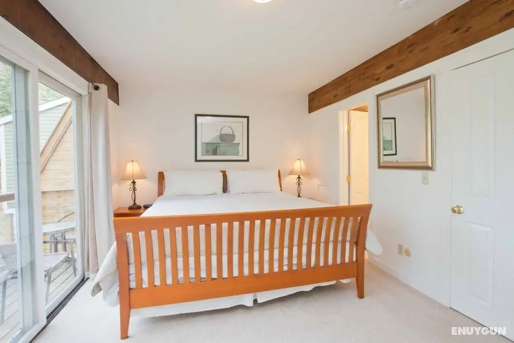 2BR Topnotch Condo - Oda