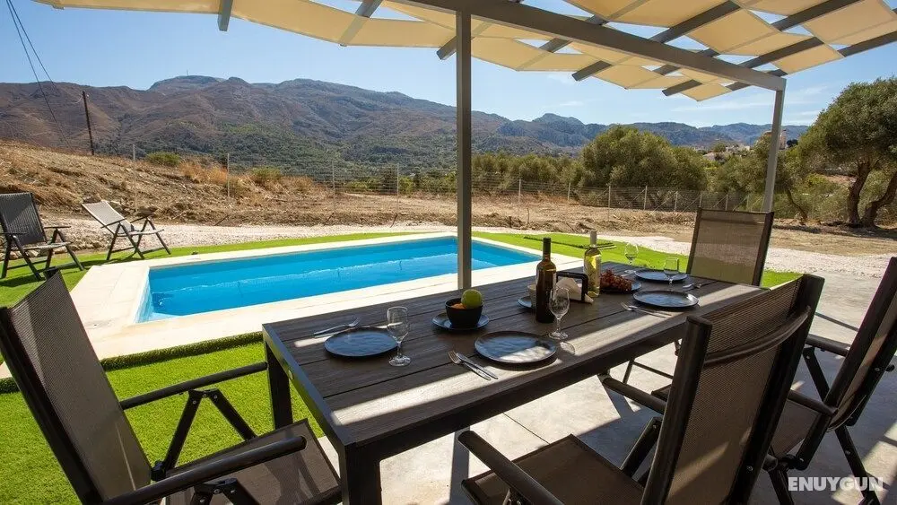 3-bed Villa in Palaioloutra With Private Pool - Öne Çıkan Resim