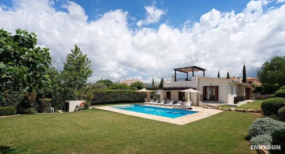 3 bedroom Villa Lara 11 with 10x5m private pool, within walking distance to resort village square - Öne Çıkan Resim