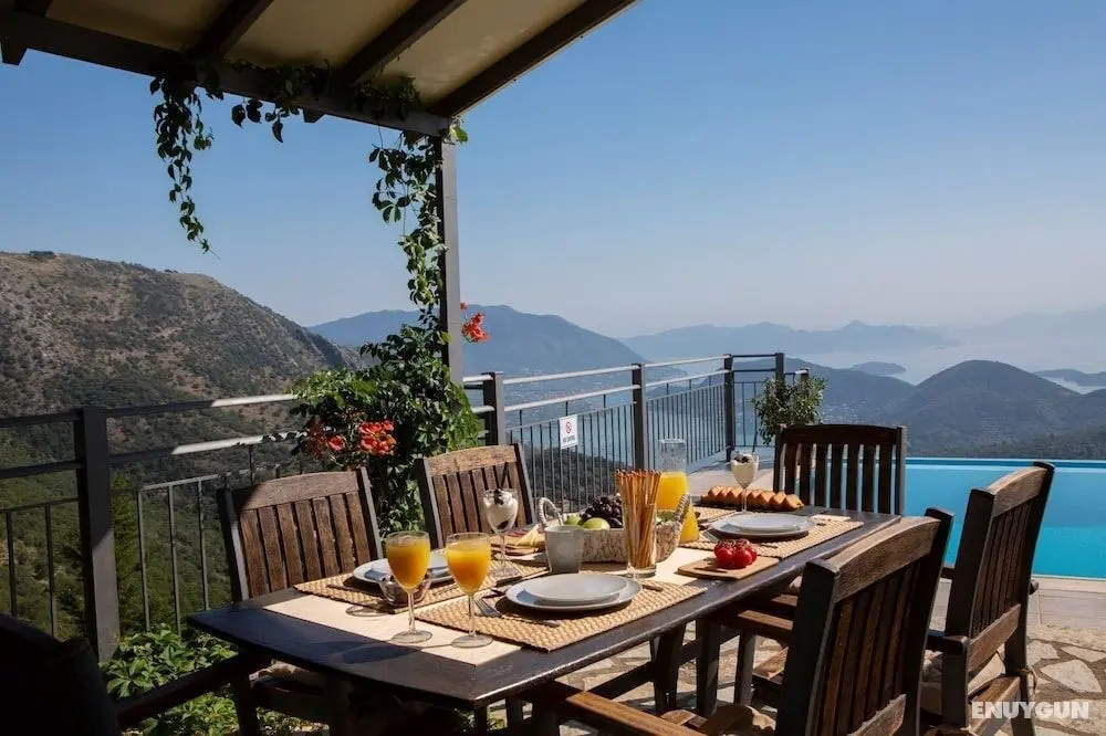 3 Bedroom Peaceful Villa With Sea Views & Pool - Öne Çıkan Resim