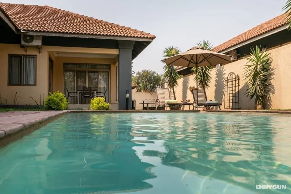 3 Bedrooms Exclusive Villa in Mass Media - Öne Çıkan Resim