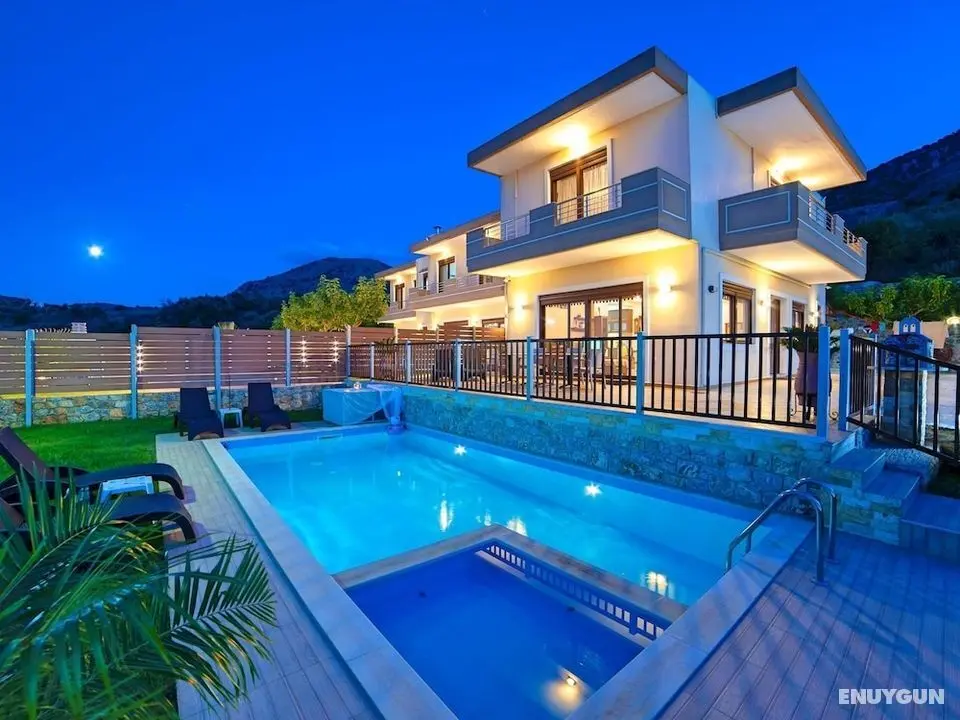 3 Villas Next to Each Other with Pool & Sea View - Öne Çıkan Resim