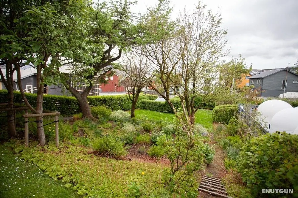 3 Storey 5 Bedroom, 3 Bathroom House in the Center of Tórshavn - Dış Mekanlar