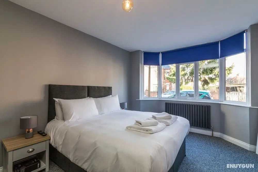 30 Charnwood Avenue - Öne Çıkan Resim