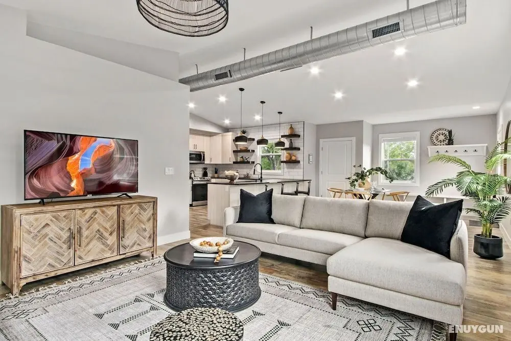 317 Stover St Unit C - Öne Çıkan Resim