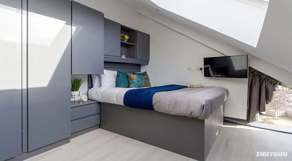 33 Parkside Coventry by Paymán Club - Öne Çıkan Resim