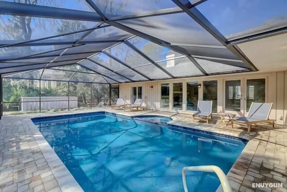 337 Greenwood Dr. at The Sea Pines Resort - Öne Çıkan Resim
