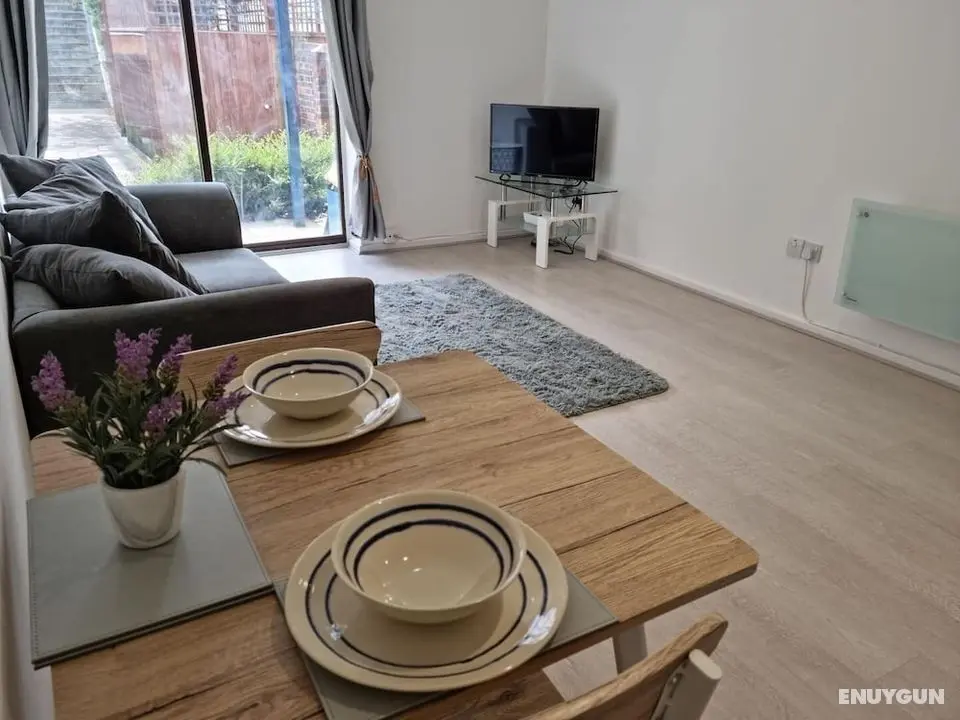 360 Serviced Accommodations - Waterfront Retreat - Modern Apartment - Öne Çıkan Resim