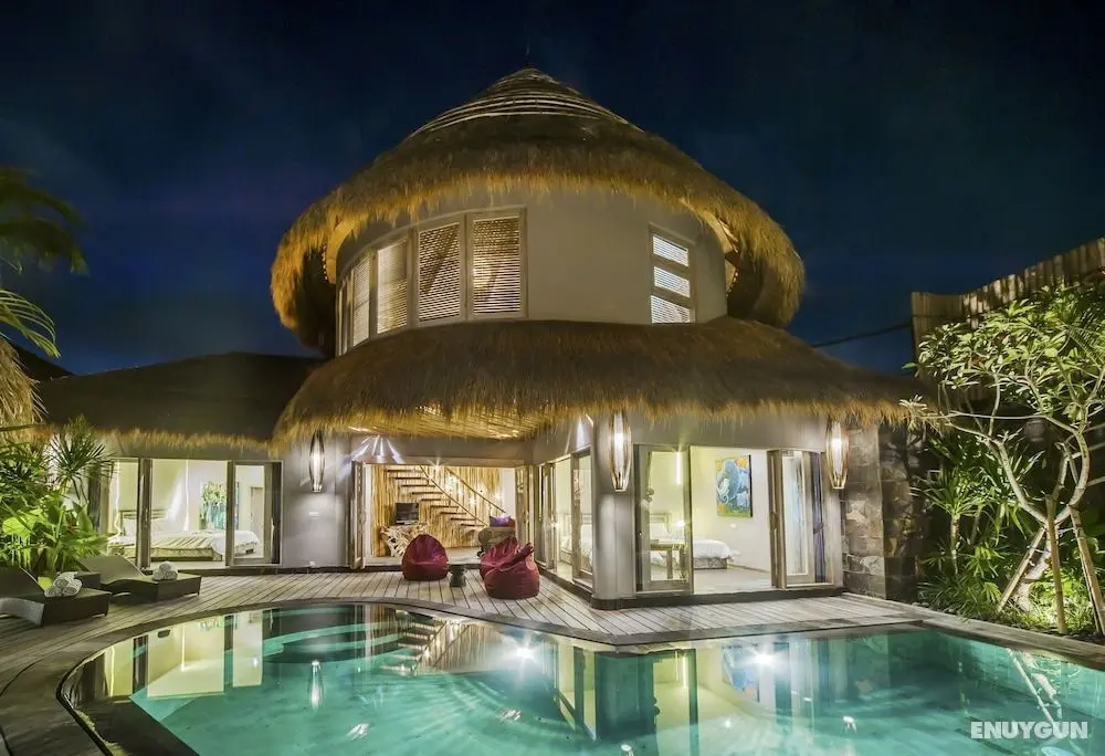 3BRLuxury Villas Merci Resort Seminyak 2 - Dış Mekan