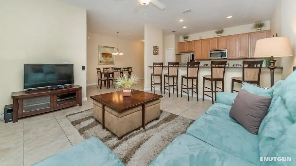 4 Bedroom 3 Bath Town Home With Pool in Paradise Palms - Öne Çıkan Resim