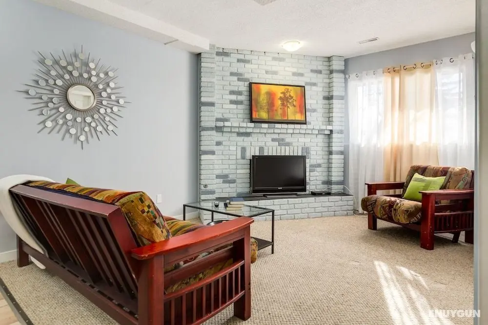 4 Bedroom Suite in Calgary - Öne Çıkan Resim