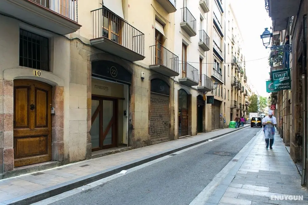 4 Rooms Barcelona - Dış Mekan