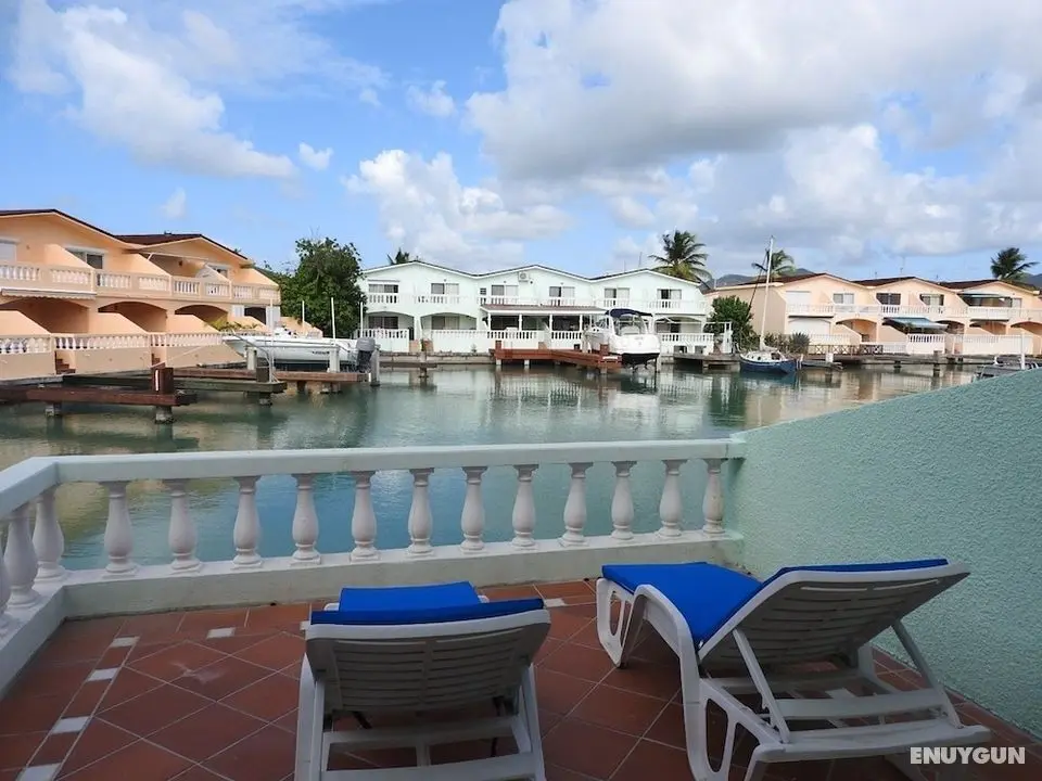 Villa 420D at Jolly Harbour - Oda Düzeni