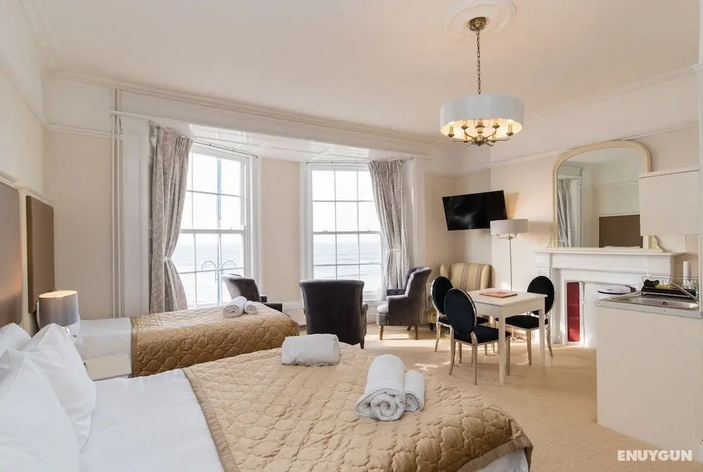46 Marine Terrace - Öne Çıkan Resim