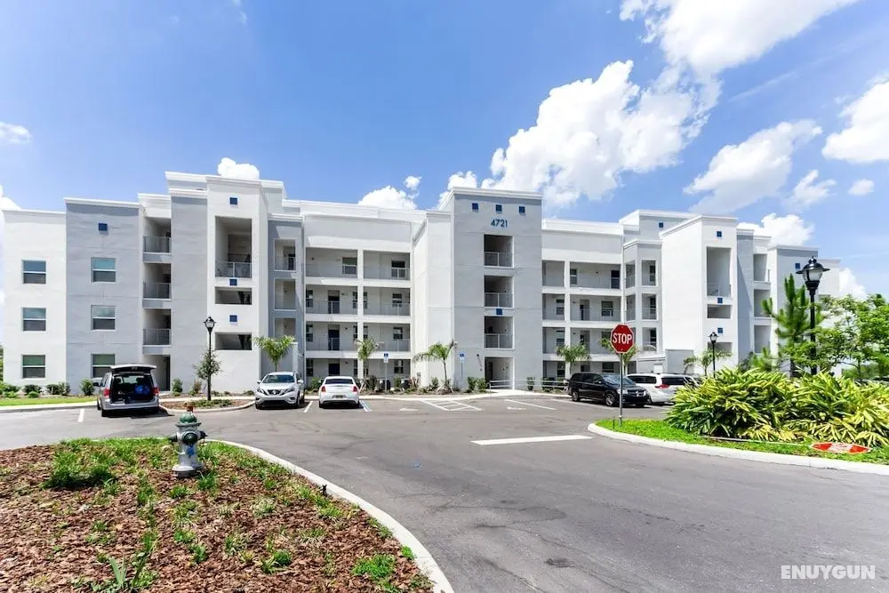 4721 Unit208 Amazing Story Lake Brand New Condo - Dış Mekan