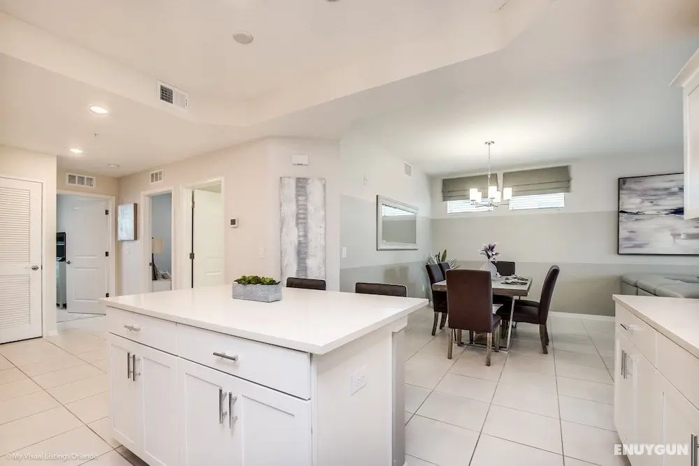 4741ct Unit101 Amazing Story Lake Brand New Condo - Oda