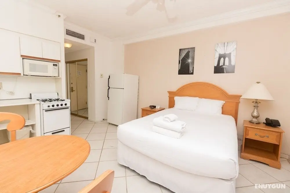 487 Partial Ocean View Hollywood - Öne Çıkan Resim
