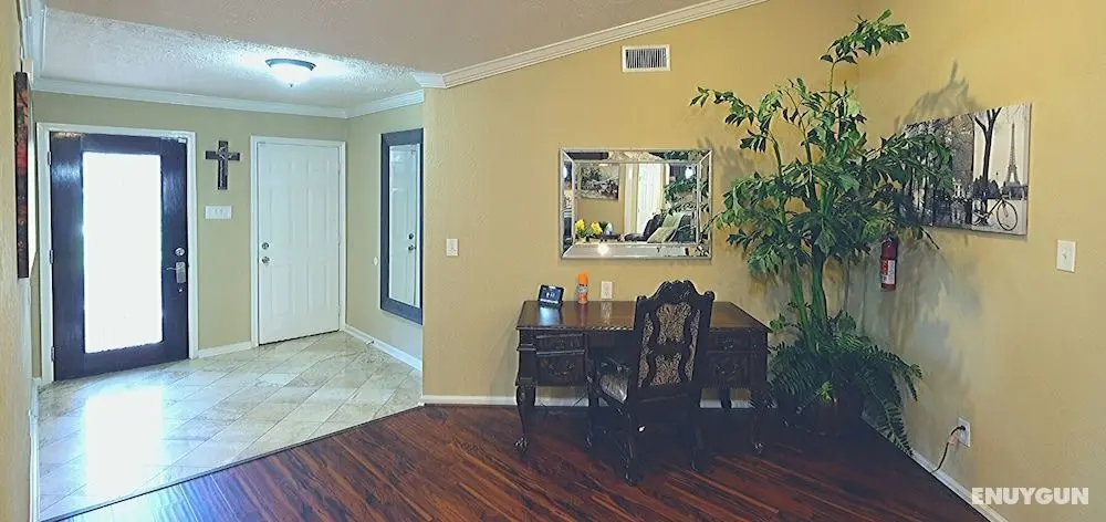 4Bdrm 2Bath 5Beds - NRG Rodeo - Big Home - Lobi