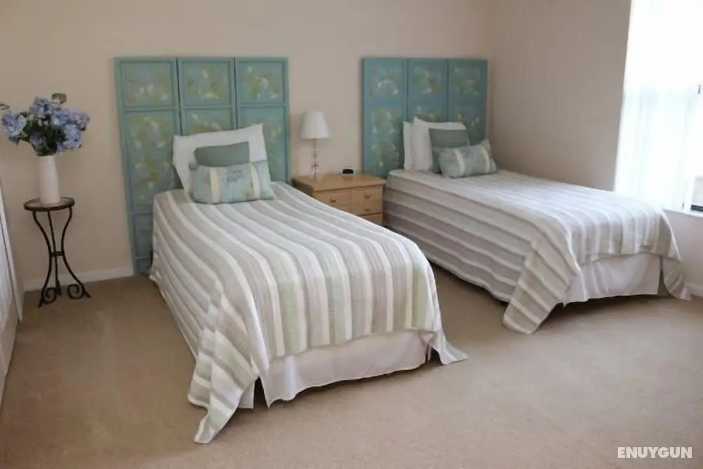 4BR Pool Home in High Grove - Oda