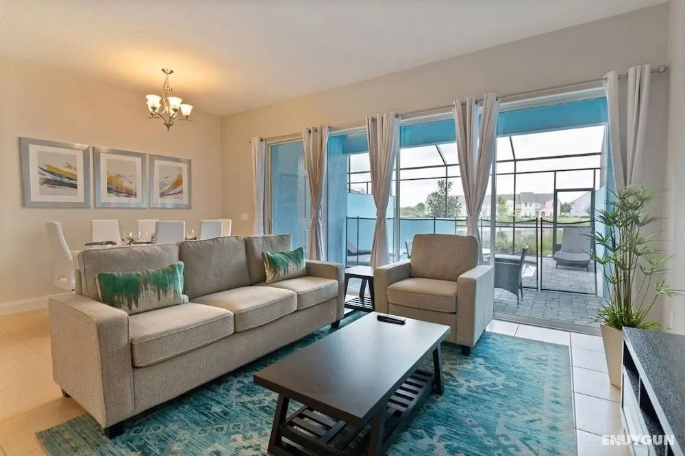 4BR Townhome in Festival - Öne Çıkan Resim