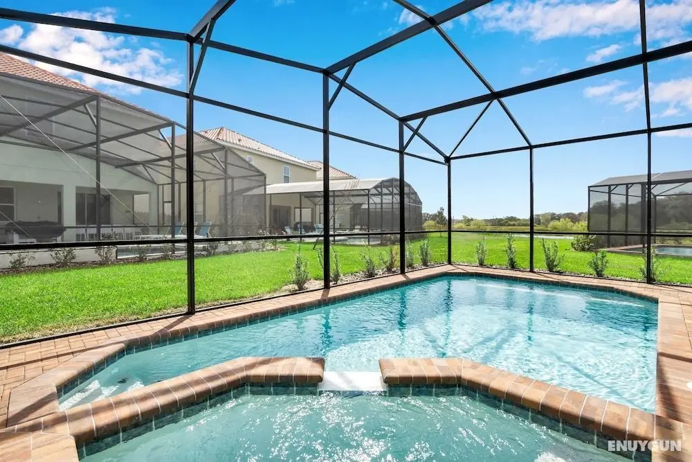 5 Bed 5 Ba Solterra Villa with Pool & Spa - Öne Çıkan Resim