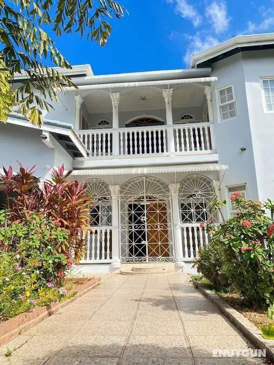 5-bed Villa and Pool in Runaway Bay, Jamaica - Öne Çıkan Resim