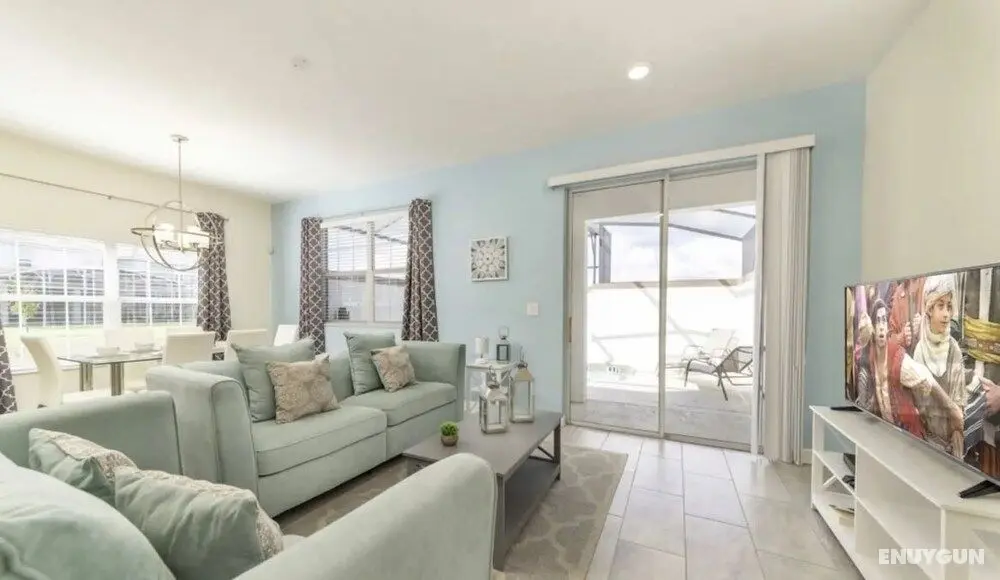 5 Bedroom 4 Bathroom Beauty - Öne Çıkan Resim