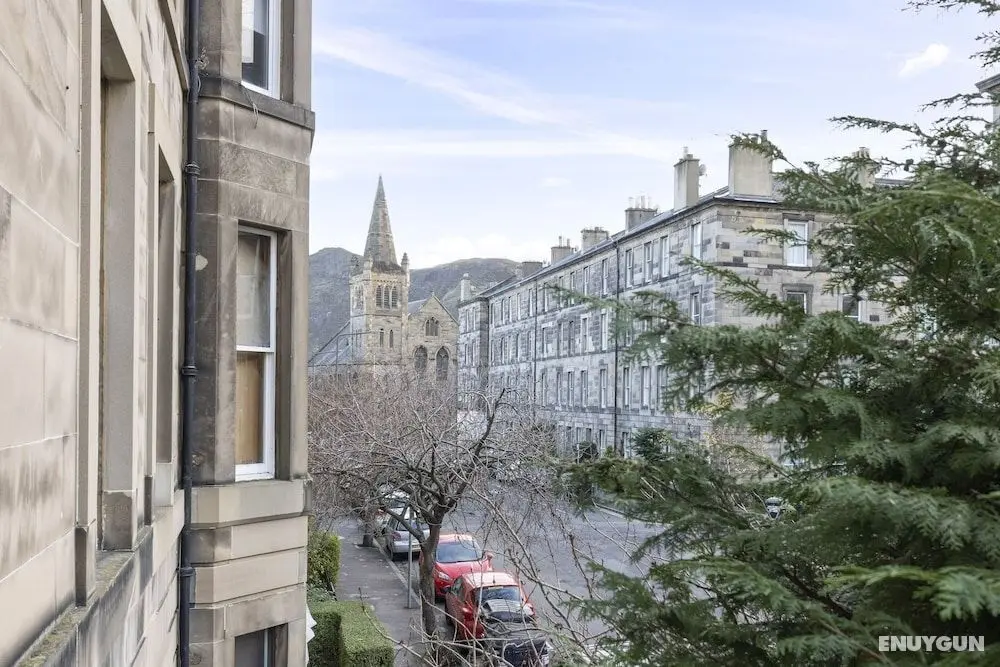 5 Bedroom Apt Near Meadows & George Square - Dış Mekan