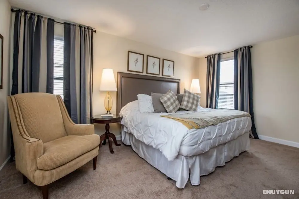 5 Bedroom in Champions Gate - Oda