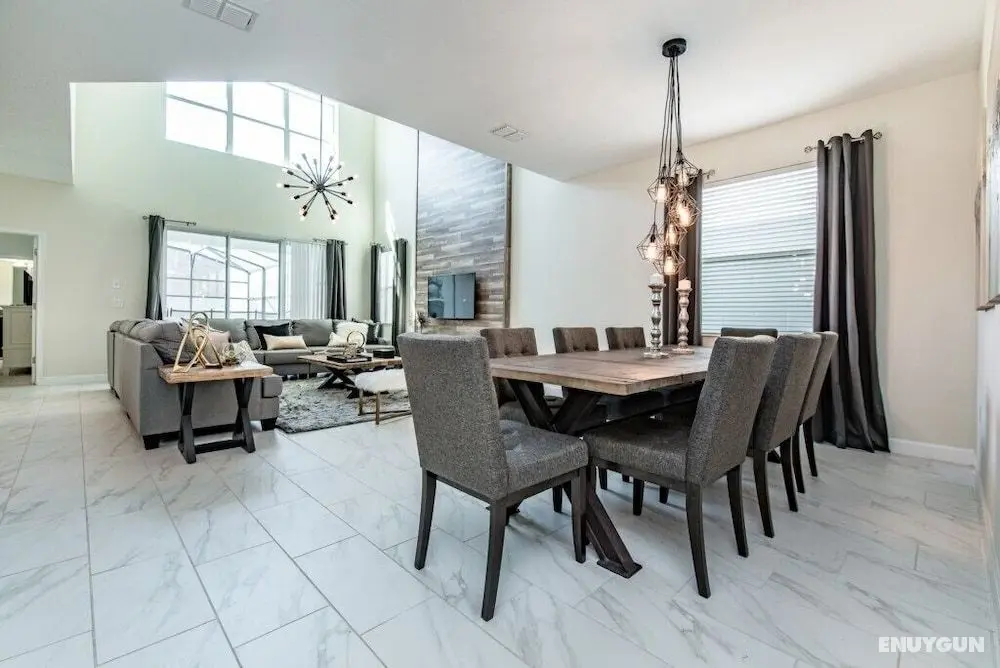 5 Bedroom Resort Villa with Game Room & Pool - Oda