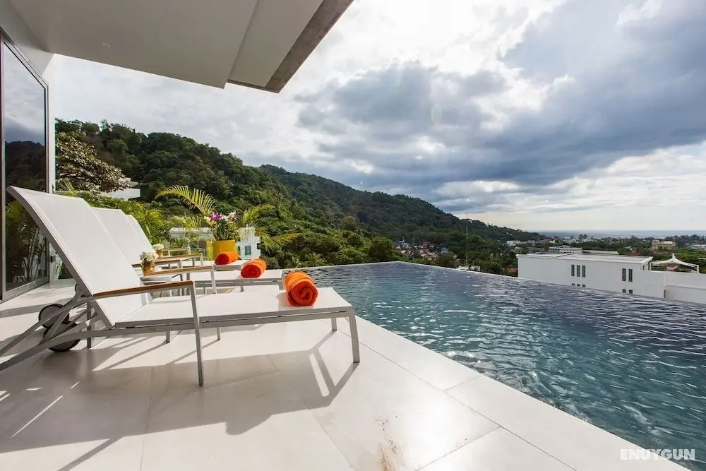 5-Bedroom Villa Omari with Private Pool - Oda Düzeni