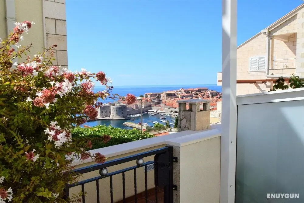 55 & 54 Stairs Apartments - Dış Mekan