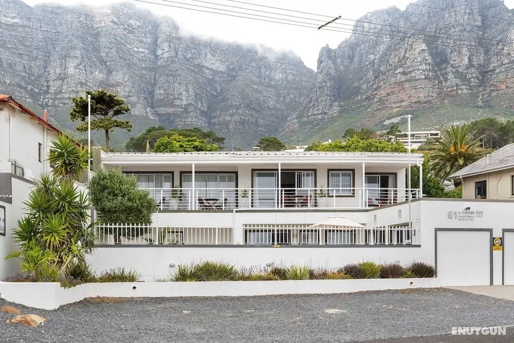 61 on Camps Bay - Öne Çıkan Resim