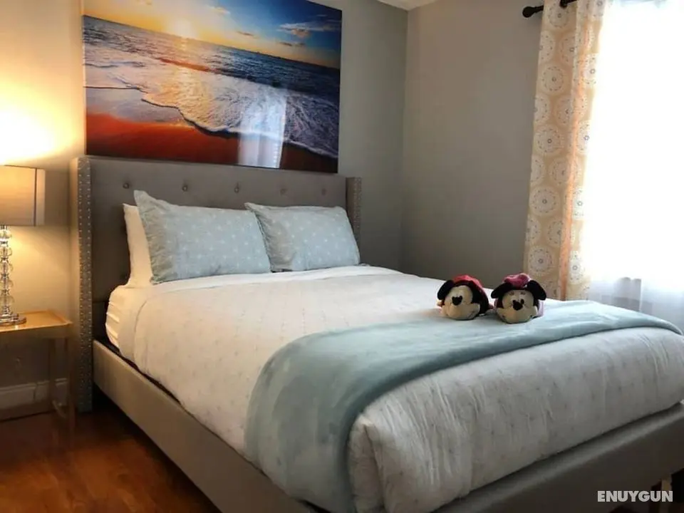 6149 Sandcrest · Next TO Universal. 8 Beds. Pool. Very Clean - Öne Çıkan Resim