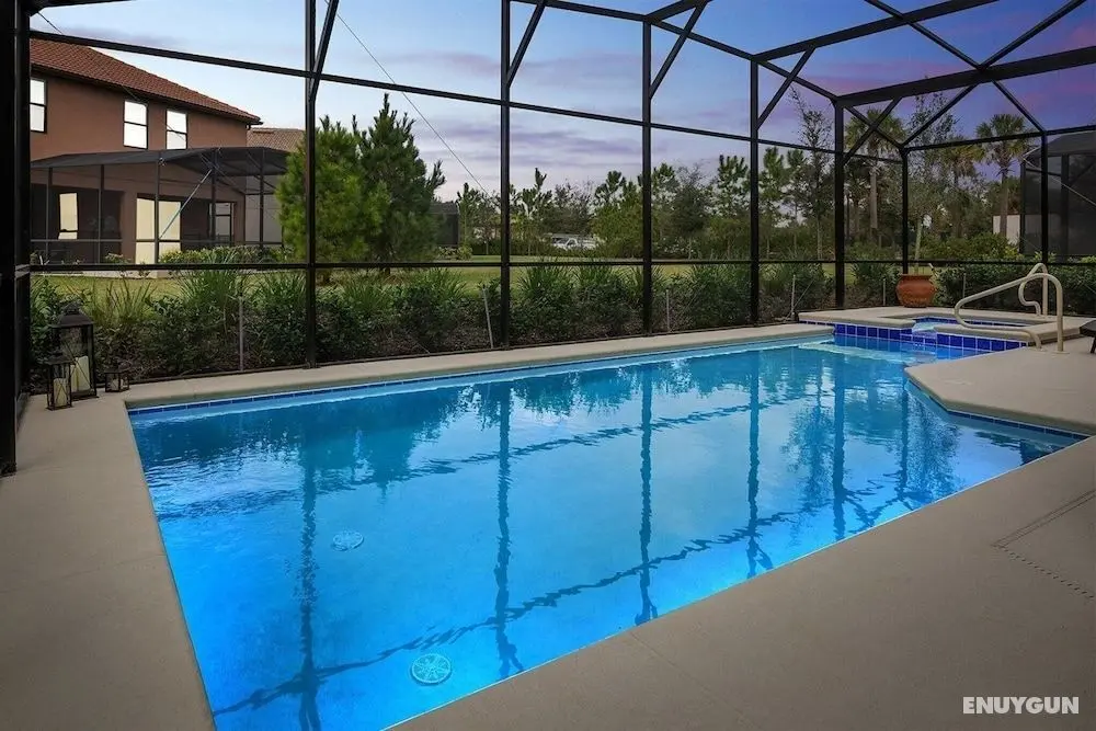6BR 5BA Solterra Pool Home - Havuz