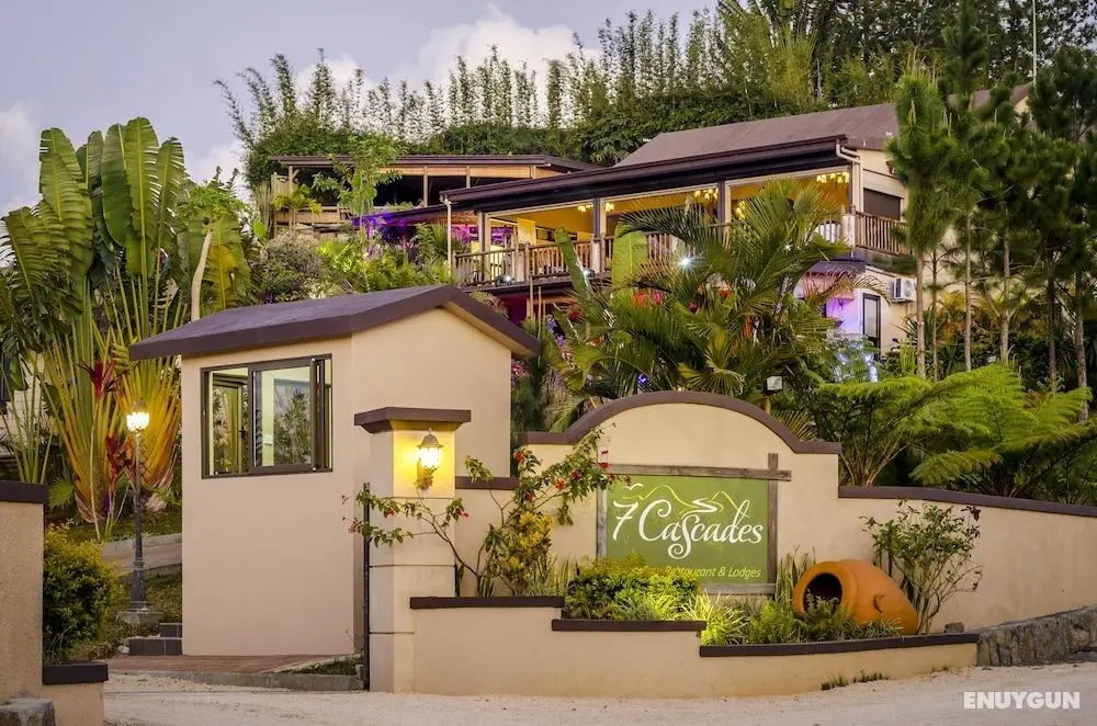 7 Cascades Restaurant Bar & Lodges - Öne Çıkan Resim