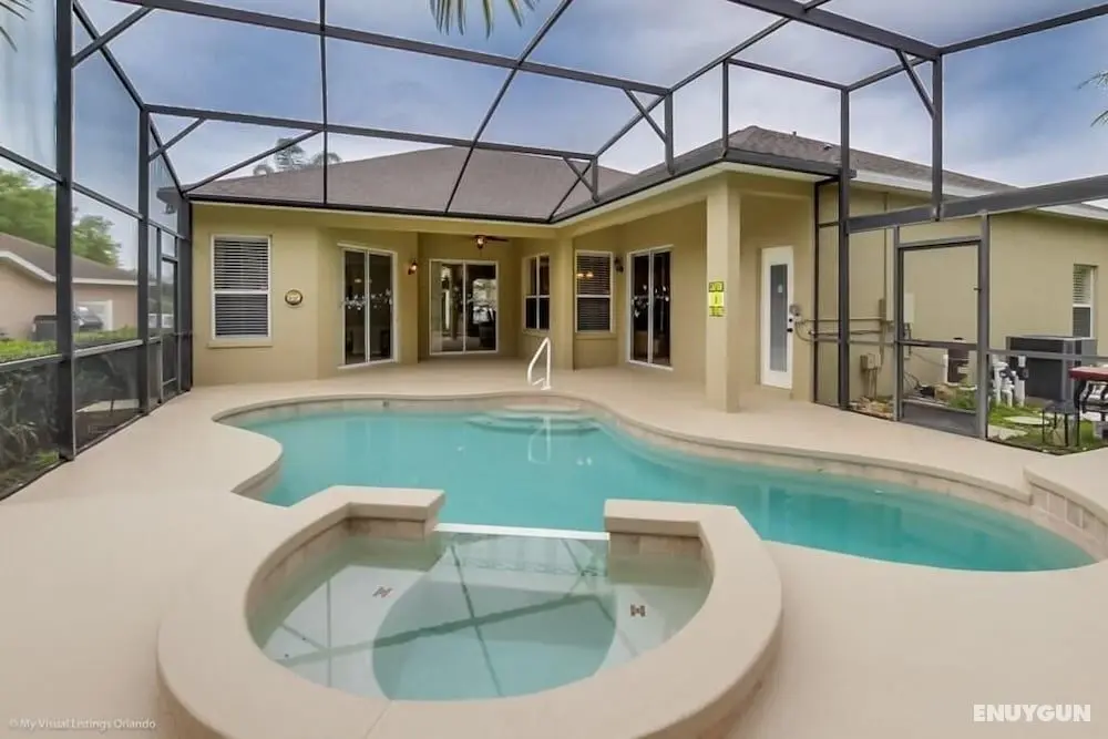 732bd 4 Bedroom Villa by Redawning - Havuz