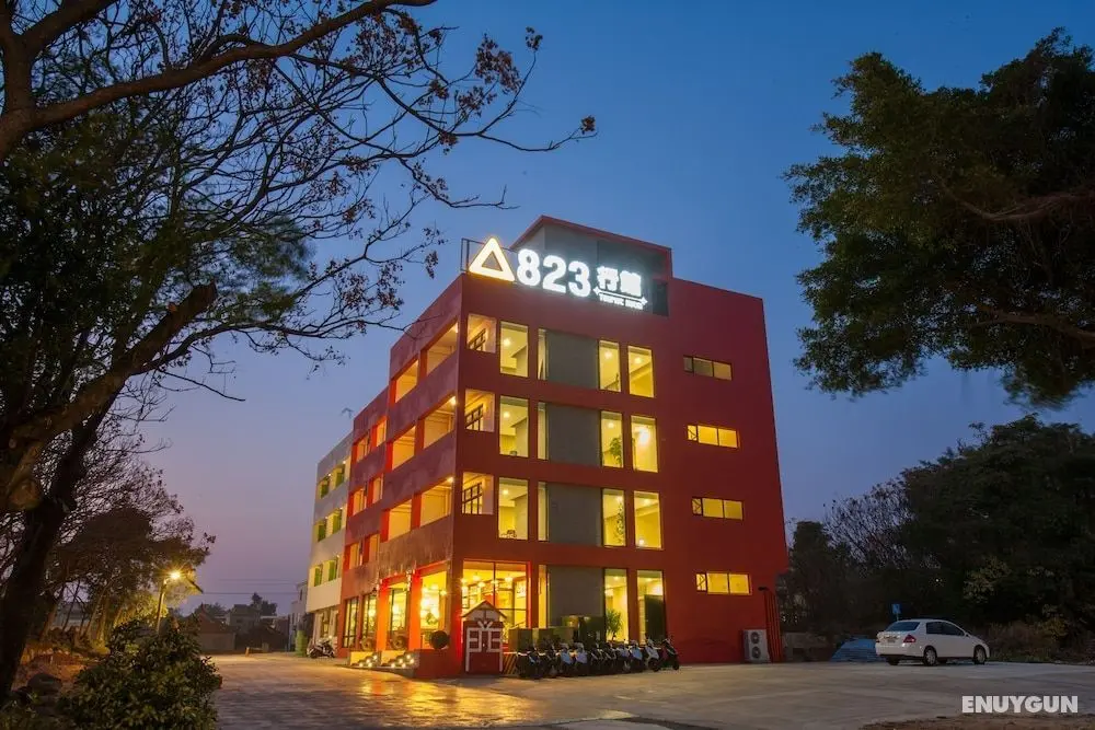 823 Tourist Hotel - Öne Çıkan Resim