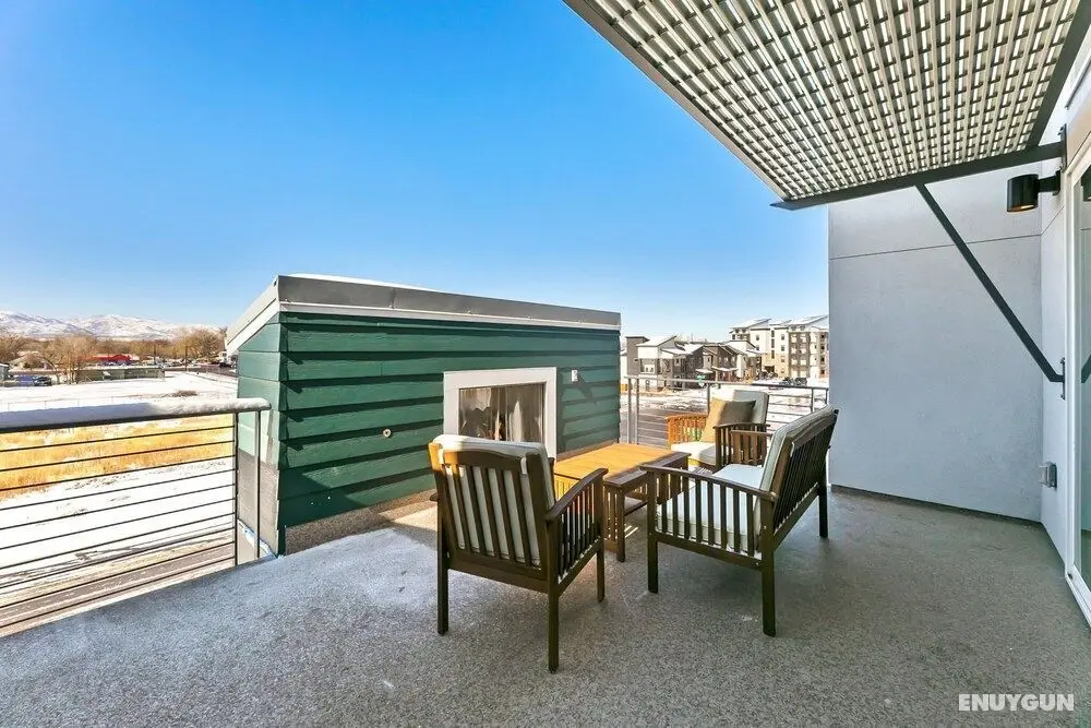 938 Jerome St Unit 3 - Dış Mekan