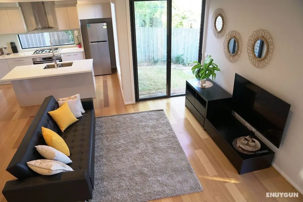 A Brand new house near boxhill - Öne Çıkan Resim