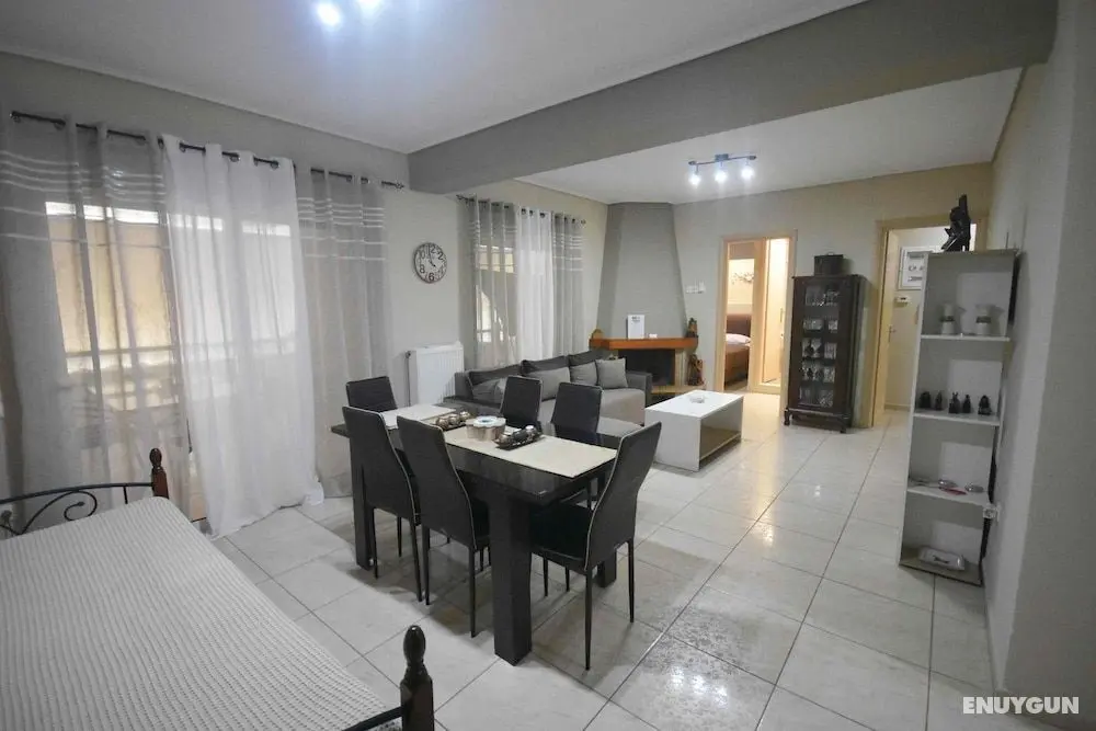 A&J Apartments or Rooms athens airport - Öne Çıkan Resim