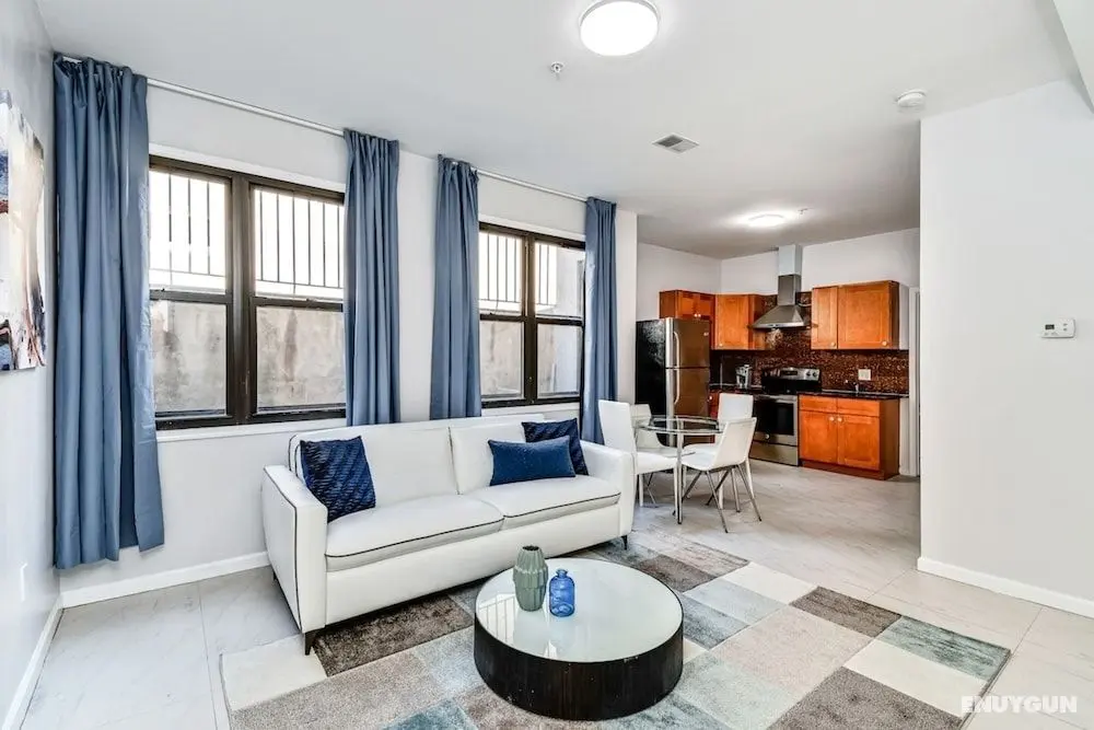 A Touch of Blue! Stylish 2BD Next to Reading Terminal Market - Öne Çıkan Resim