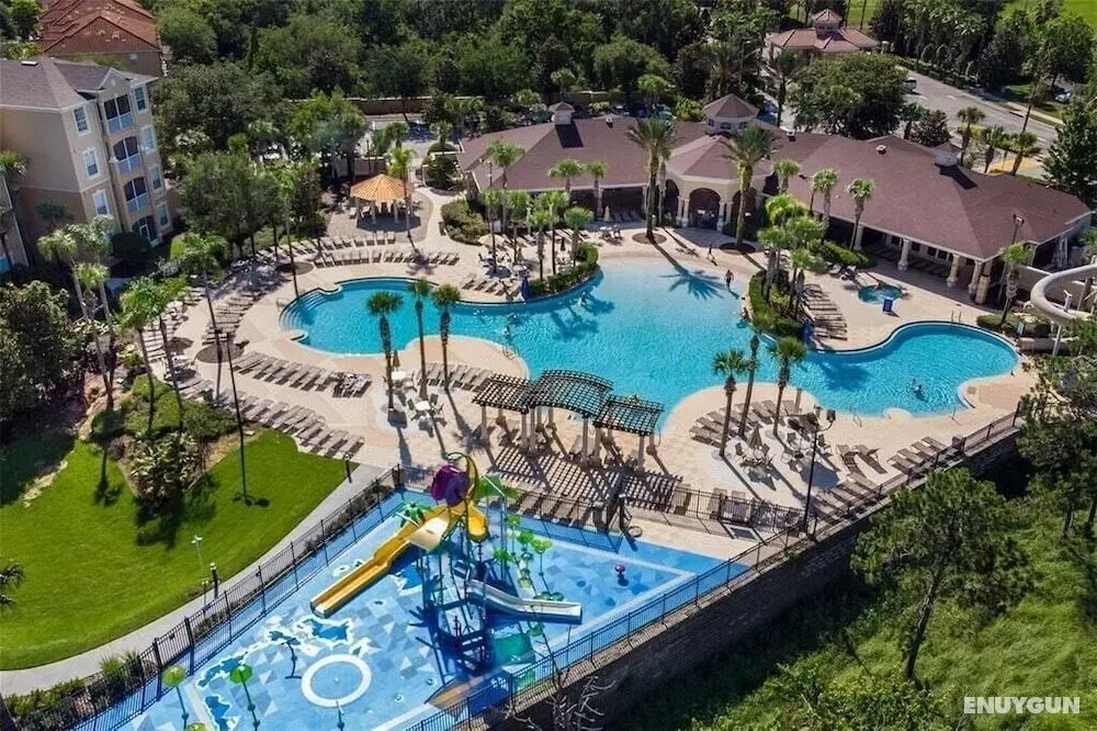 A Touch of Modern at Windsor Hills - Havuz