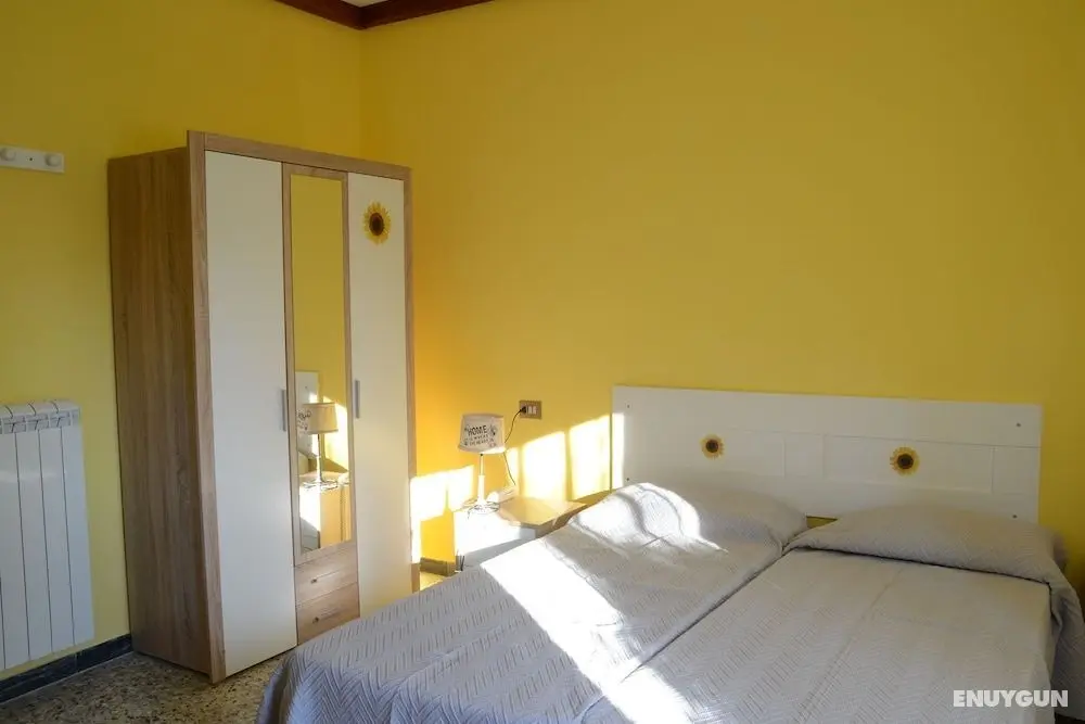 A1-GIRASOLE BED AND BREAKFAST - Oda