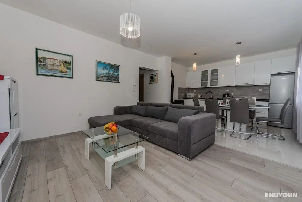 A2 - Spacious apt W.lodge Just 40m From the Beach - Öne Çıkan Resim