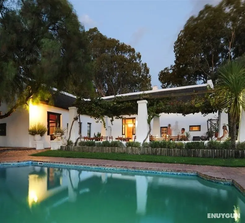 Aan de Doorns Guesthouse - Havuz