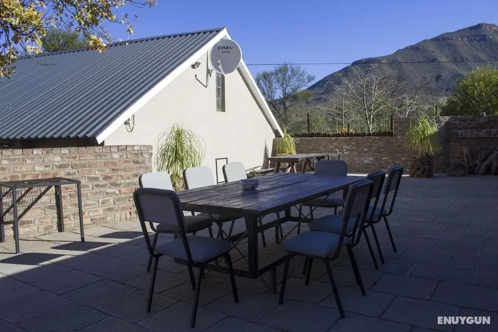 Aan Die Oewer Guest House - Dış Mekan