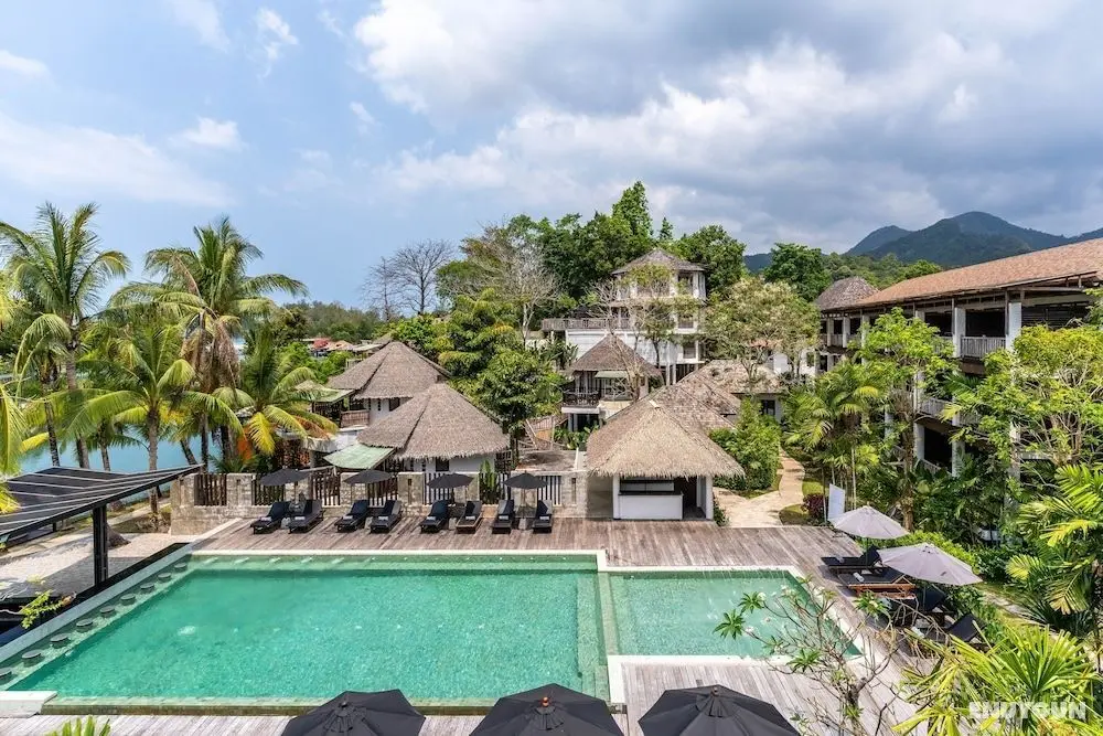 Aana Resort & Spa - Havuz