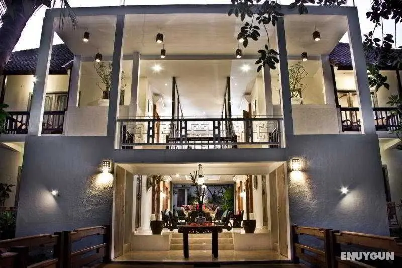 Abian Biu Mansion - Genel